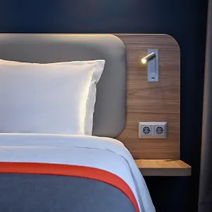 Express - By Ihg فندق