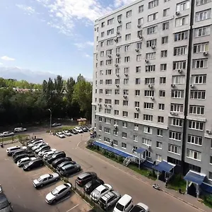  Апартаменты уютная евродвушка в центре, жк атлант